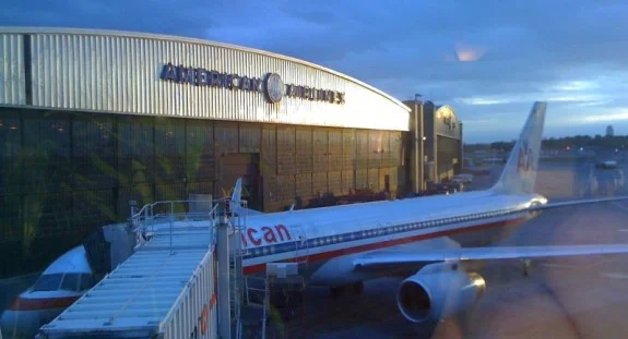 TWA airlines, La Guardia, airport, new york, hangar