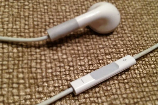 iPhone 101: Easy (and Free) iPhone Remote Shutter Release